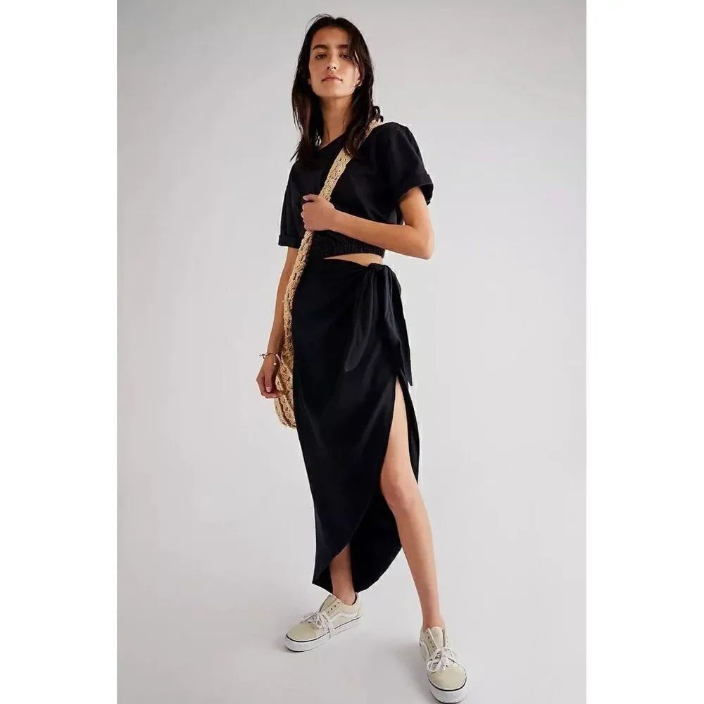 NWT FREE PEOPLE Sz M RAE MAXI DRESS CUT OUT SIDE TIE MIDI DRESS IN BLACK